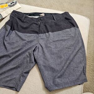 Oakley Shorts Men's Size 36